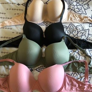 Victoria’s Secret bras